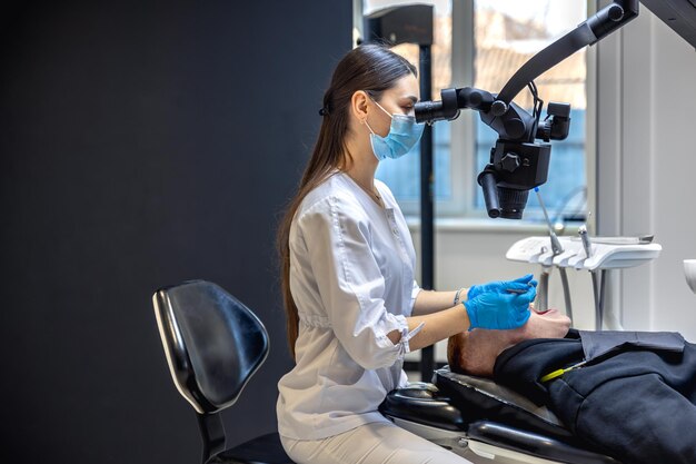 Jak nowoczesne technologie zmieniają podejście do medycyny estetycznej i stomatologii